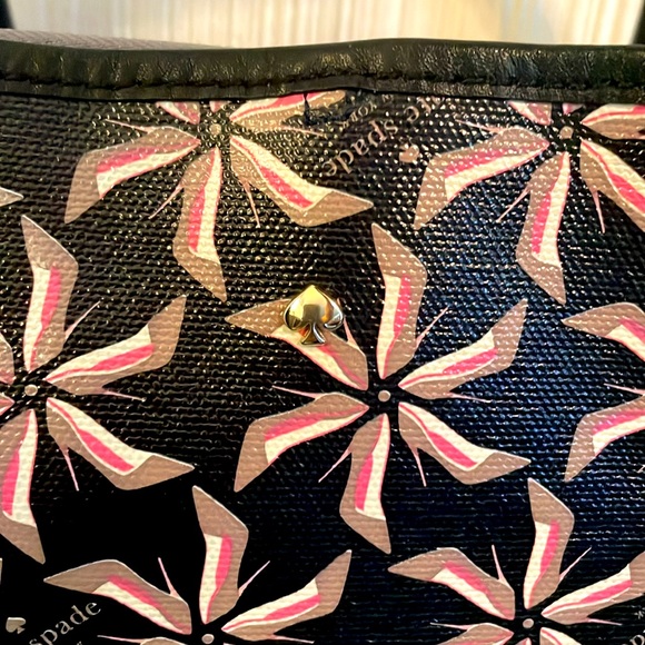 Kate spade New York Broome Street large tote - Picture 6 of 8